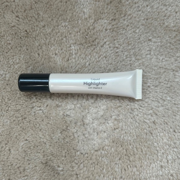 NWT Pink and Neutral Makeup Bundle-Eye & Face Palette, 2 Blushes, Lipgloss etc… - Picture 10 of 13